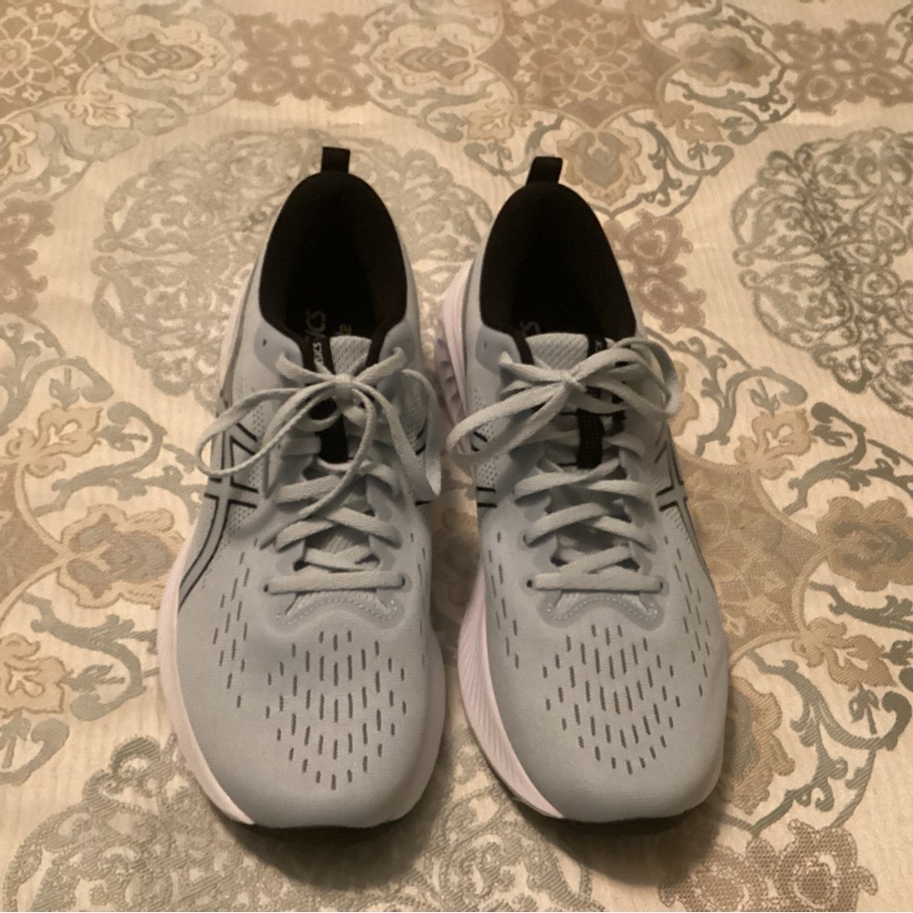 Men’s Aasics Light Blue Athletic Sneakers